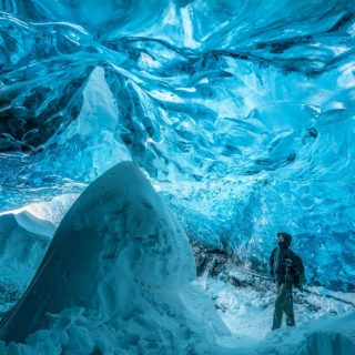 クラブツーリズム アイスランドのアイスケーブ巡るオンラインツアー催行